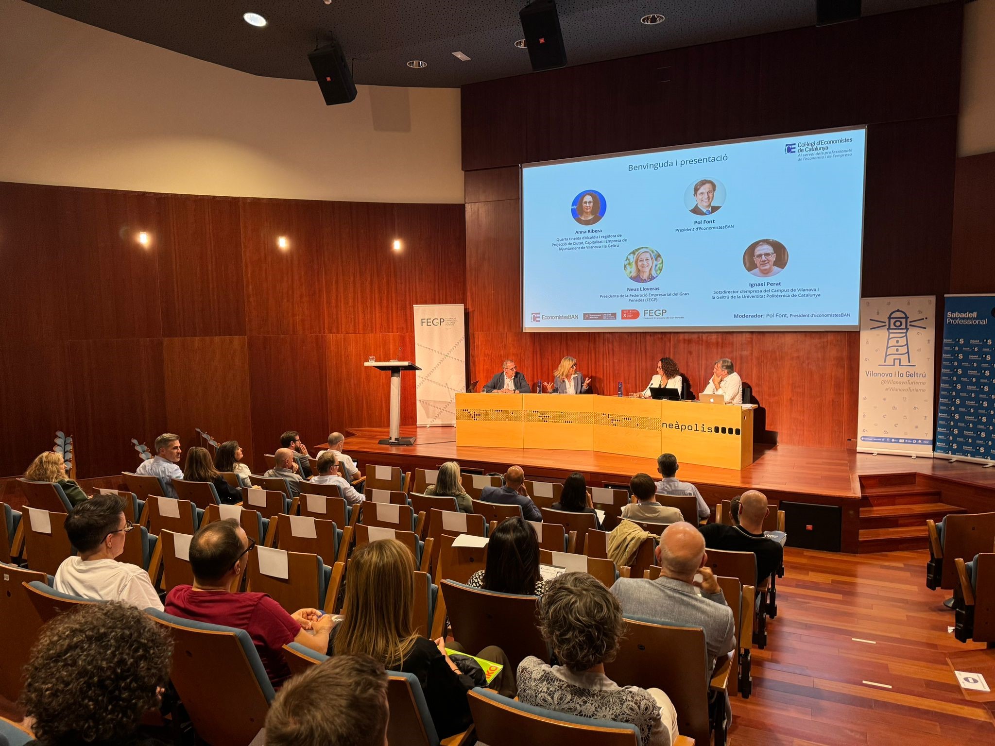 La FEGP i EconomistesBAN han signat un conveni de col·laboració amb l’objectiu d’impulsar i contribuir al creixement econòmic i social de les comarques del Gran Penedès